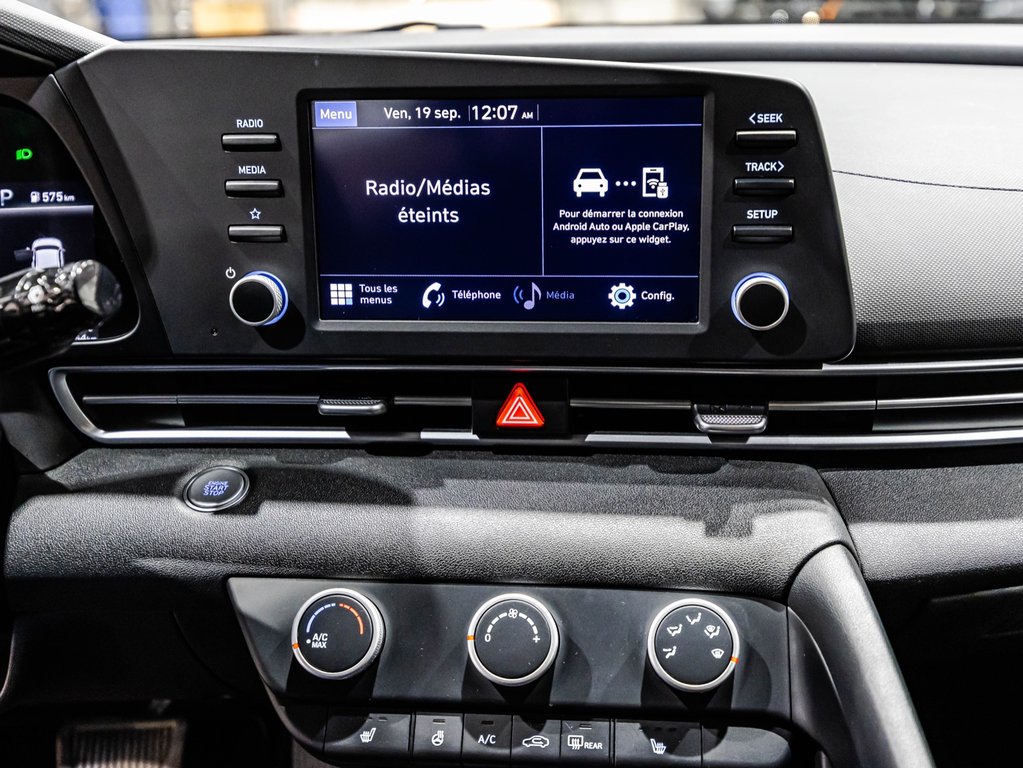 Hyundai Elantra Preferred 2021 à , Québec - 24 - w1024h768px