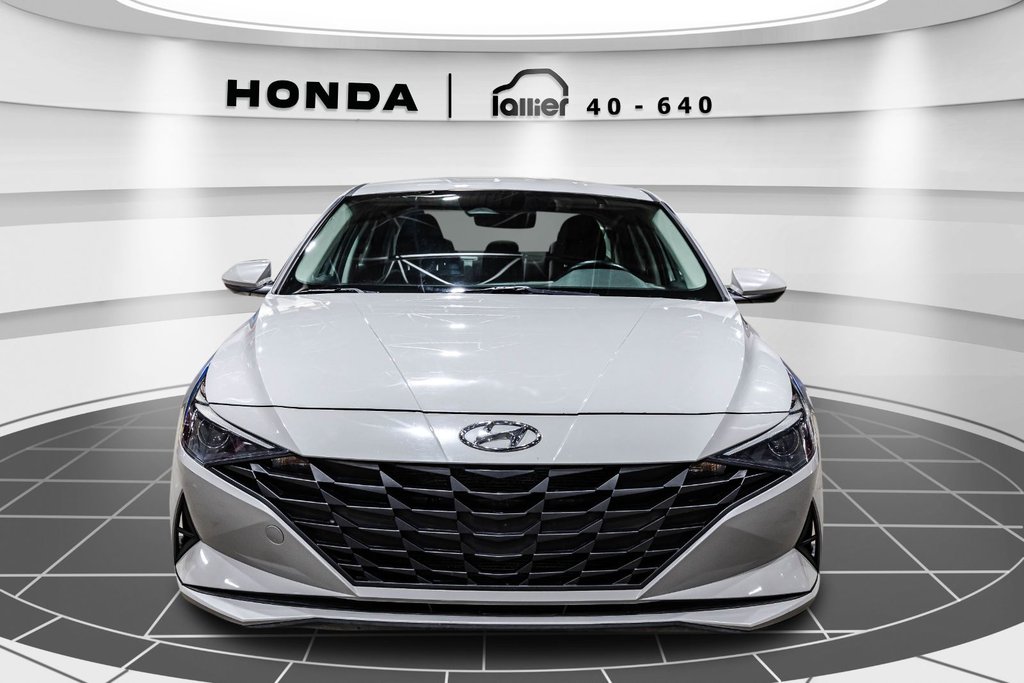 2022 Hyundai Elantra Preferred in , Quebec - 2 - w1024h768px