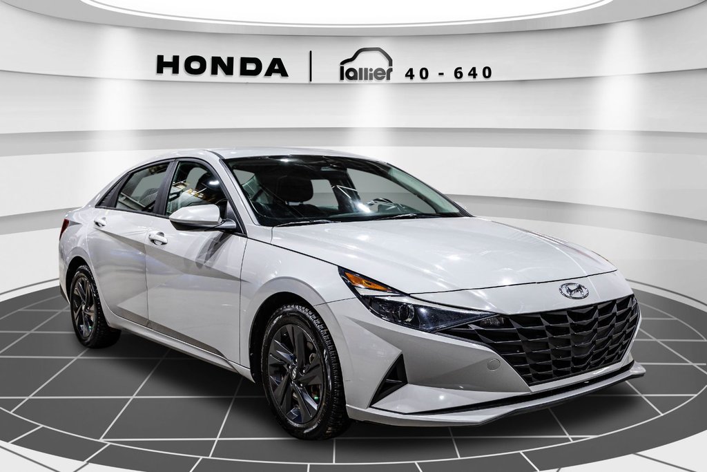 2022 Hyundai Elantra Preferred in , Quebec - 9 - w1024h768px