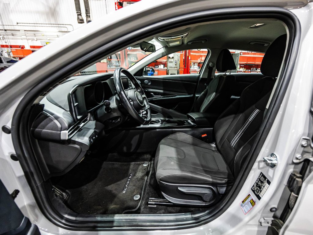 2022 Hyundai Elantra Preferred in , Quebec - 19 - w1024h768px