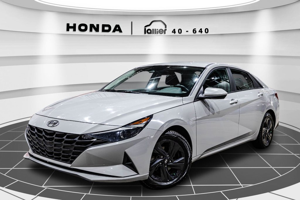 2022 Hyundai Elantra Preferred in , Quebec - 1 - w1024h768px