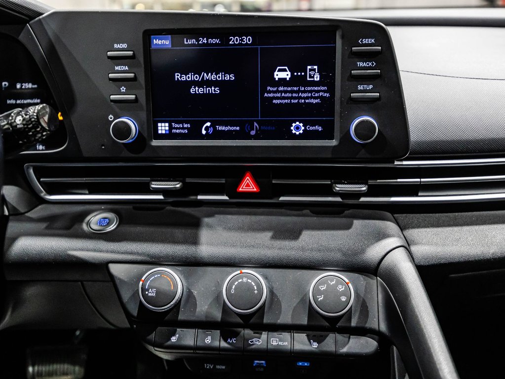 2022 Hyundai Elantra Preferred in , Quebec - 24 - w1024h768px