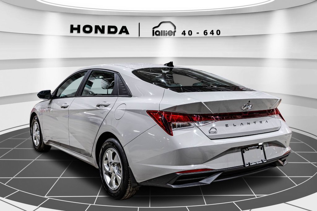 Elantra Essential 2023 à Montréal, Québec - 5 - w1024h768px