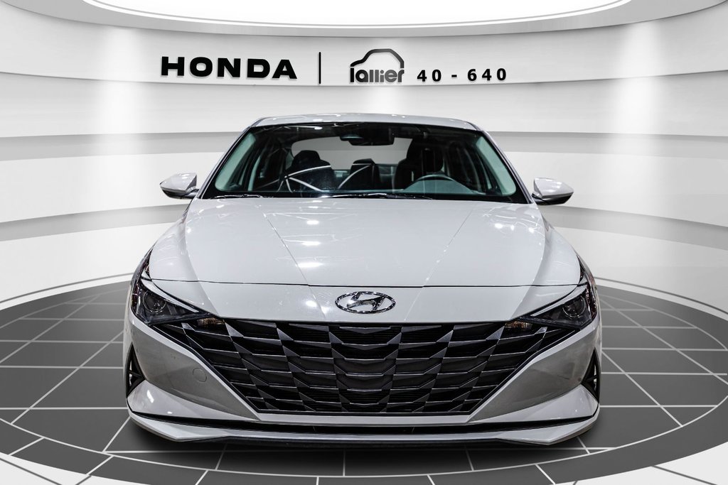 Elantra Essential 2023 à Montréal, Québec - 2 - w1024h768px