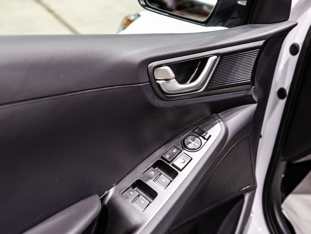 Hyundai Ioniq Electric Preferred 2021 à Montréal, Québec - 12 - w1024h768px