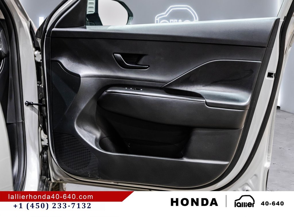 2024 Hyundai Kona Preferred/AWD/UN PROPRIÉTAIRE in Montréal, Quebec - 17 - w1024h768px