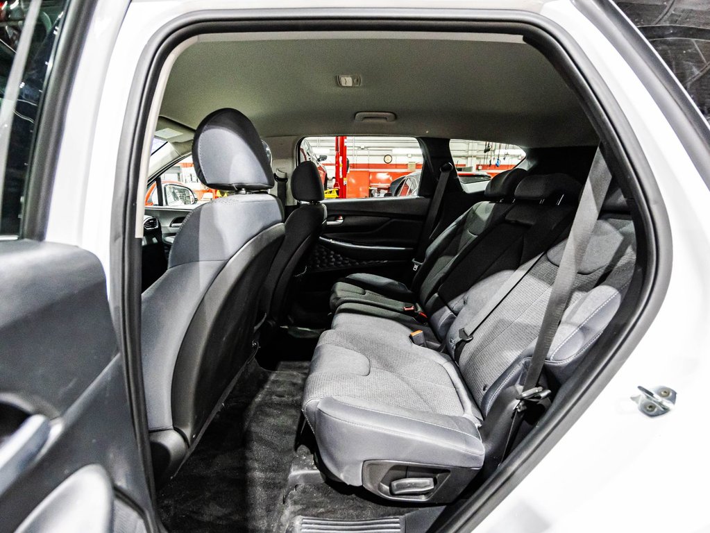 Hyundai Santa Fe Essential 2020 à , Québec - 13 - w1024h768px