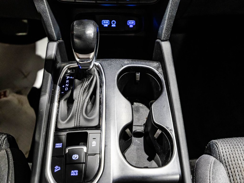 Hyundai Santa Fe Essential 2020 à , Québec - 24 - w1024h768px