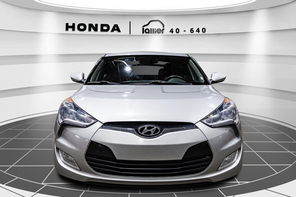Hyundai Veloster SE 2016 à Lachenaie, Québec - 2 - w1024h768px