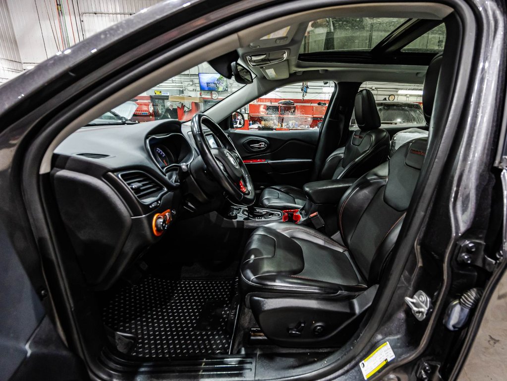 2019 Jeep Cherokee Trailhawk Elite in Montreal, Quebec - 19 - w1024h768px