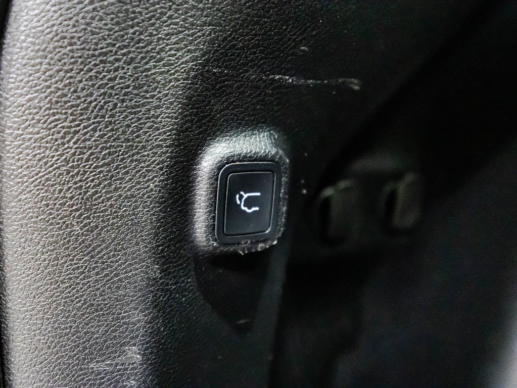 Jeep Cherokee Altitude 2021 à Lachenaie, Québec - 16 - w1024h768px