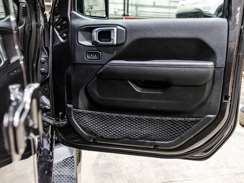 2021 Jeep Wrangler 4xe Unlimited Sahara in Lachenaie, Quebec - 17 - w1024h768px