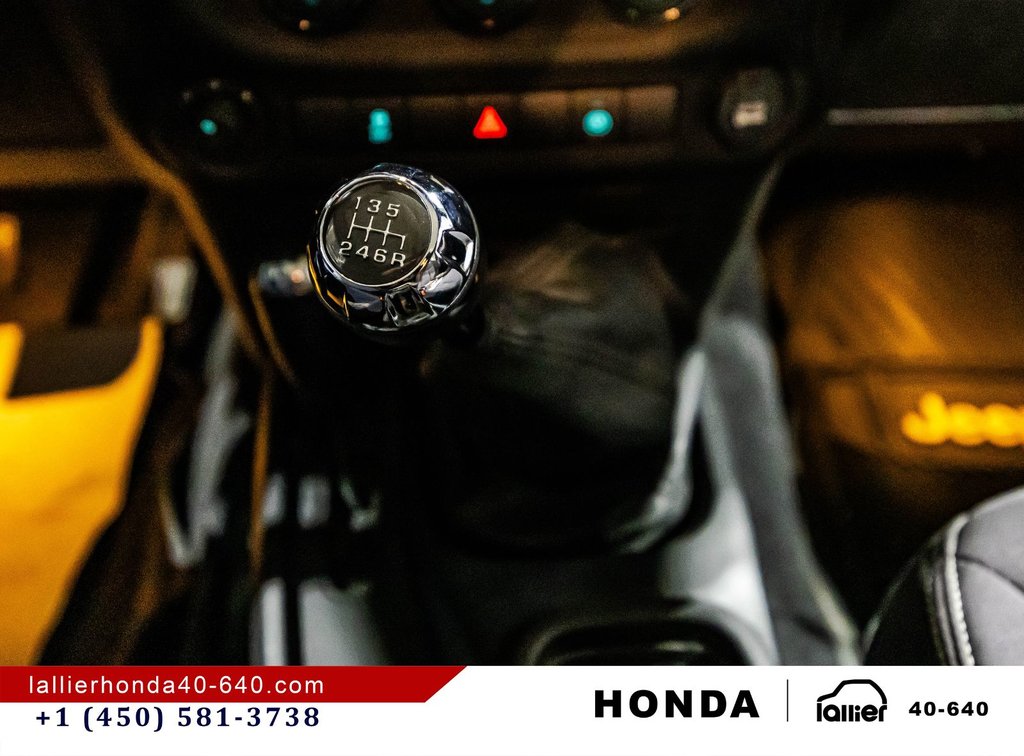 Jeep Wrangler Unlimited Sahara 2013 à Montréal, Québec - 24 - w1024h768px