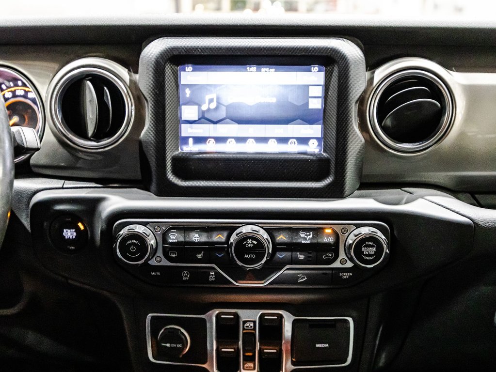 Jeep Wrangler Unlimited Sahara 2021 à , Québec - 24 - w1024h768px