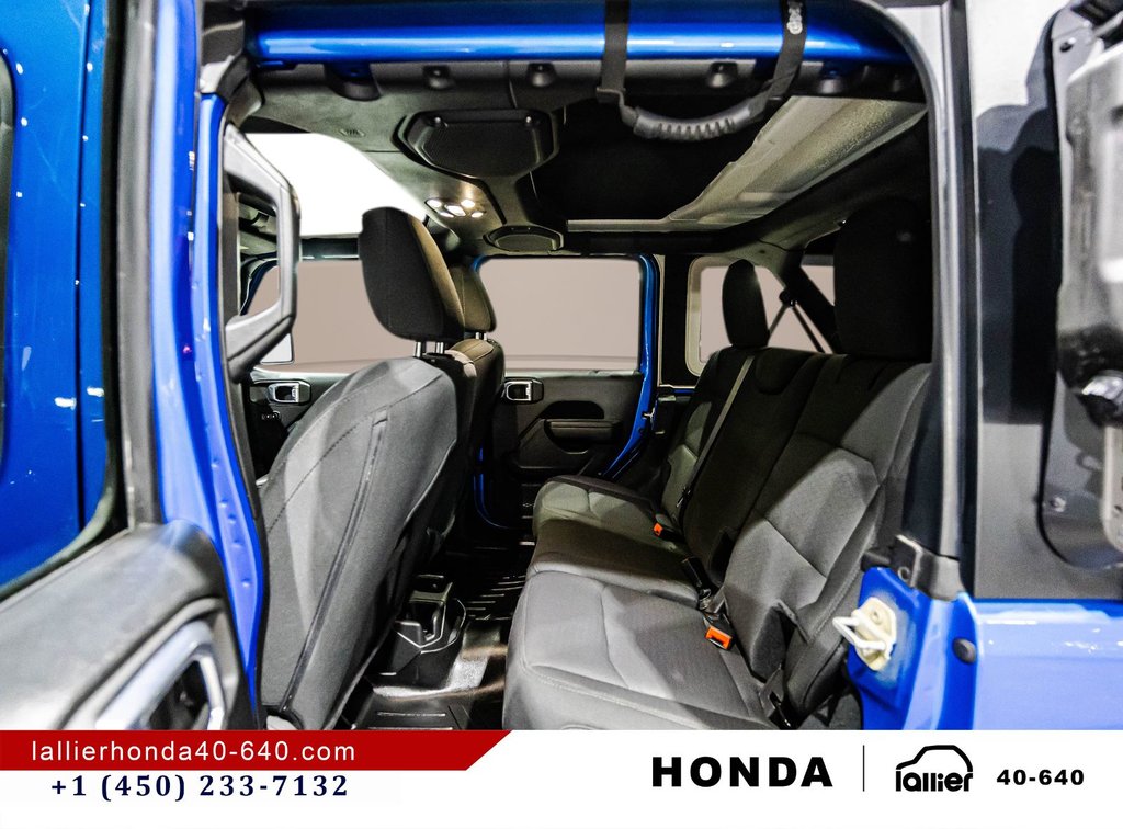 2022 Jeep Wrangler Unlimited Sport Altitude/1 PROPRIO/JAMAISACCIDENTÉ in Montréal, Quebec - 14 - w1024h768px