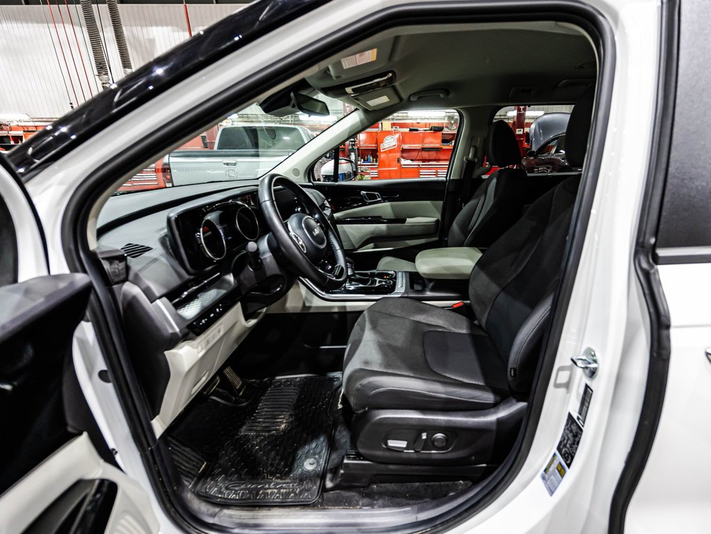 Kia Carnival LX PLUS 2024 à Lachenaie, Québec - 20 - w1024h768px