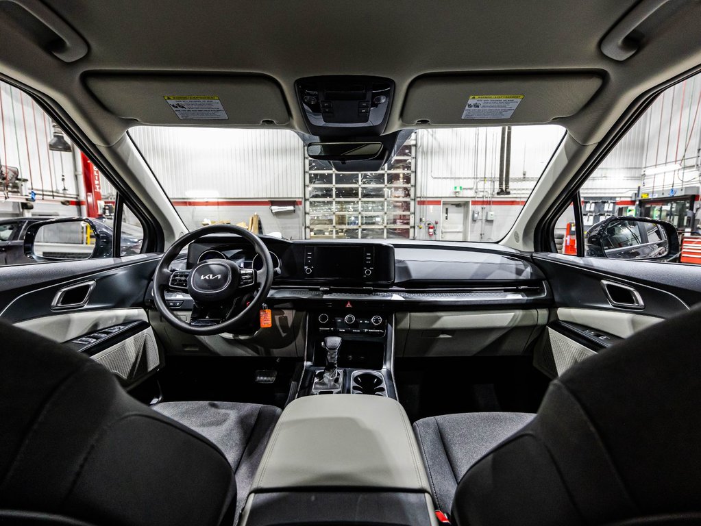 Kia Carnival LX 2024 à Lachenaie, Québec - 13 - w1024h768px