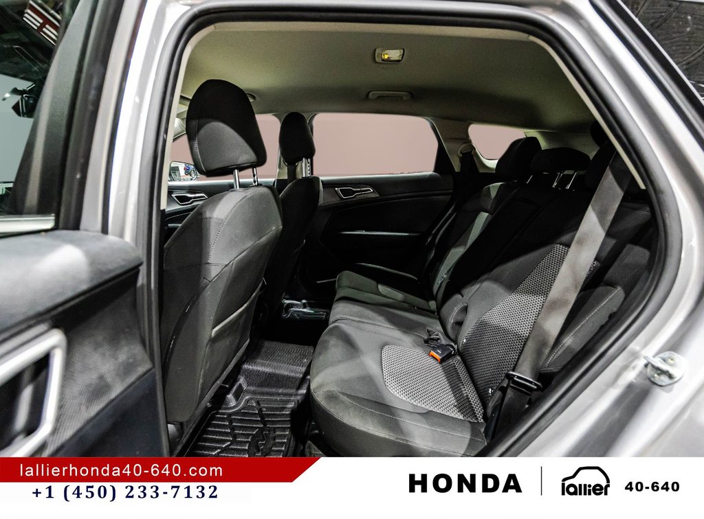 2023 Kia Sportage LX AWD in Lachenaie, Quebec - 13 - w1024h768px