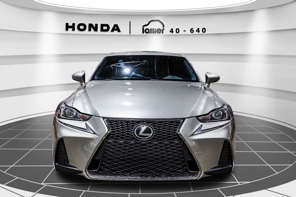 Lexus IS 300  2017 à , Québec - 2 - w1024h768px