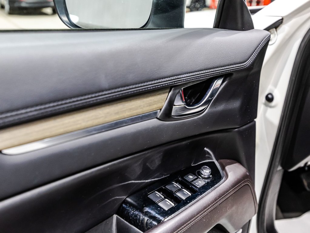 Mazda CX-5 Signature 2019 à Lachenaie, Québec - 12 - w1024h768px