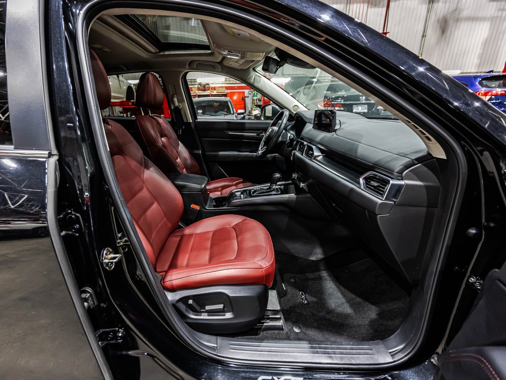 Mazda CX-5 KURO 2023 à Lachenaie, Québec - 19 - w1024h768px