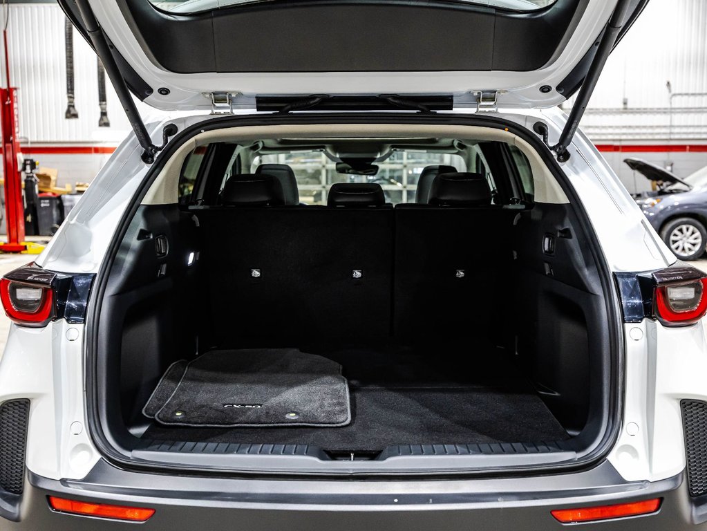 2024 Mazda CX-50 GS-L AWD in Montréal, Quebec - 16 - w1024h768px