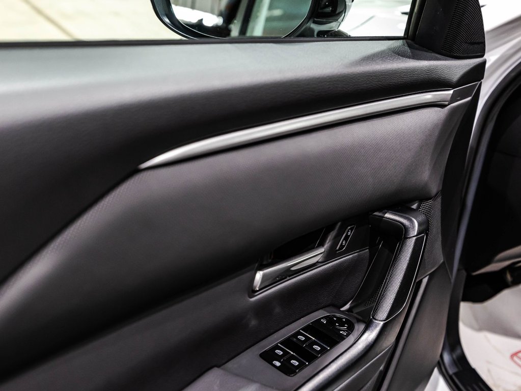 2024 Mazda CX-50 GS-L AWD in Montréal, Quebec - 11 - w1024h768px