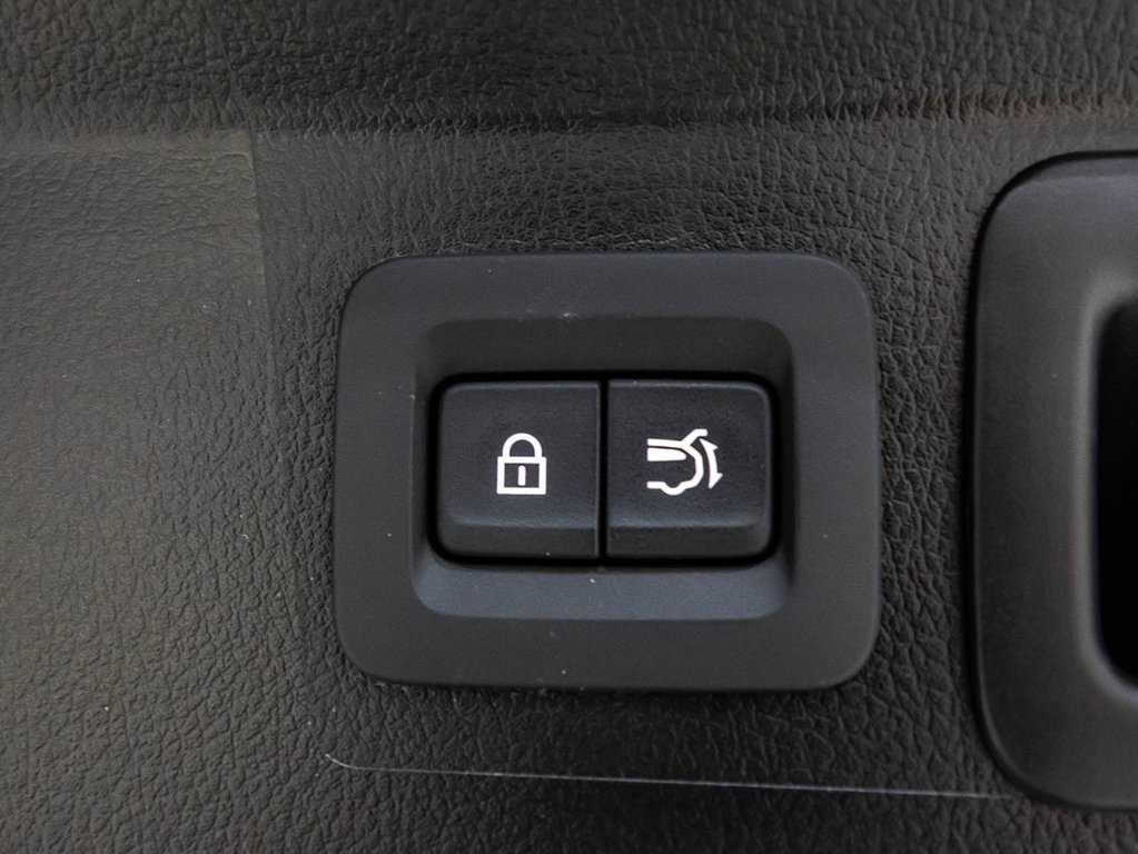 2024 Mazda CX-50 GS-L AWD in Montréal, Quebec - 15 - w1024h768px