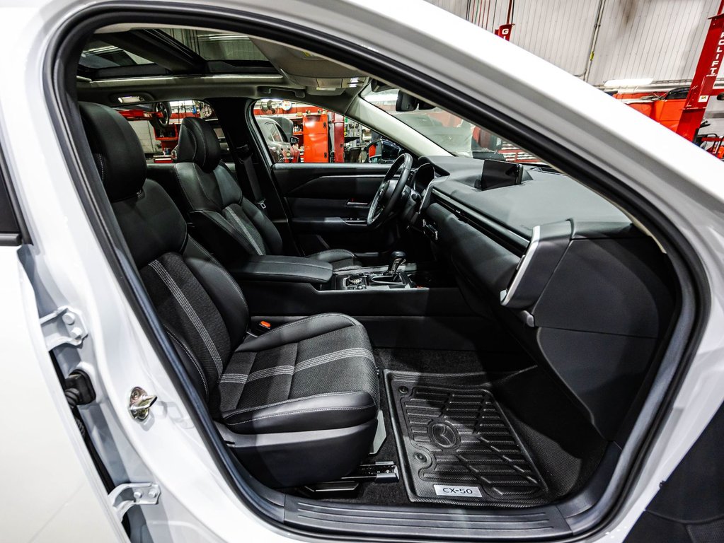 2024 Mazda CX-50 GS-L AWD in Montréal, Quebec - 18 - w1024h768px