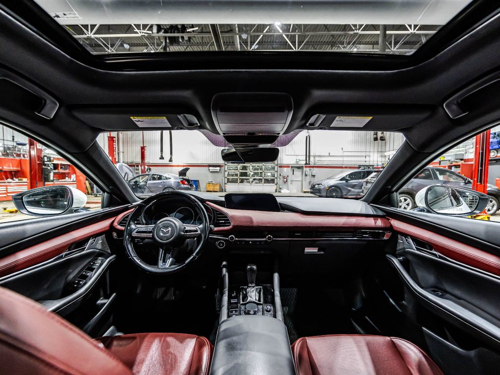 2021 Mazda 3 Sport GT in Lachenaie, Quebec - 14 - w1024h768px