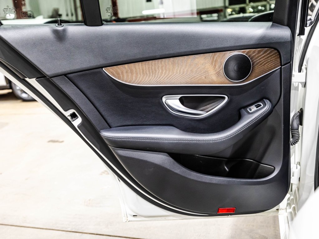 Mercedes-Benz C-Class C 300 2019 à Lachenaie, Québec - 12 - w1024h768px