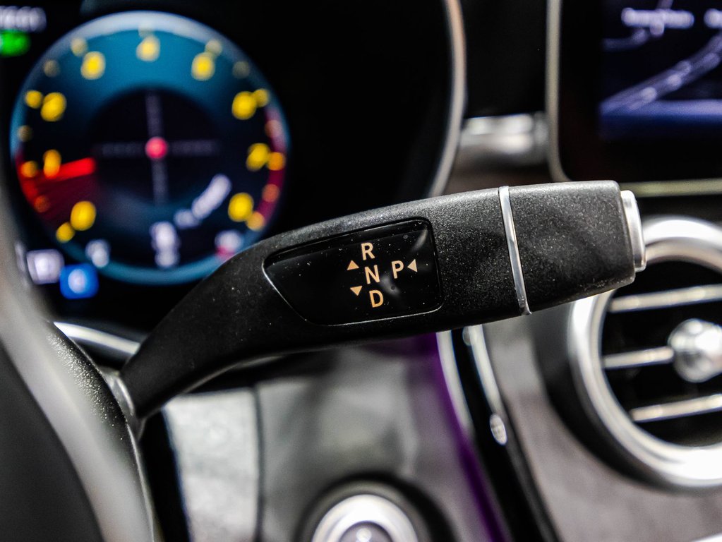 Mercedes-Benz C-Class C 300 2021 à Montréal, Québec - 25 - w1024h768px