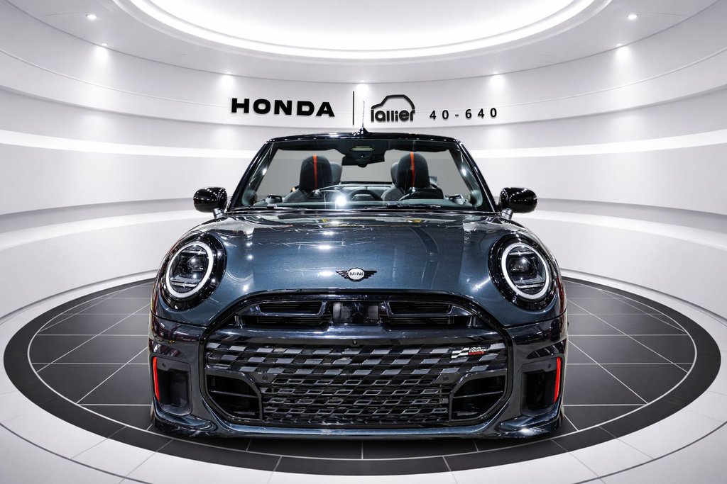 MINI Convertible John Cooper Works 2025 à Montréal, Québec - 2 - w1024h768px