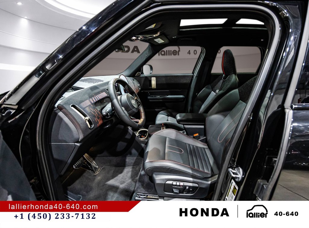 2025 MINI Countryman John Cooper Works in Montréal, Quebec - 21 - w1024h768px