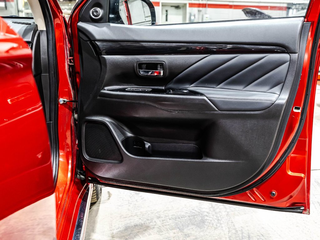 Mitsubishi Outlander PHEV GT 2018 à Lachenaie, Québec - 18 - w1024h768px