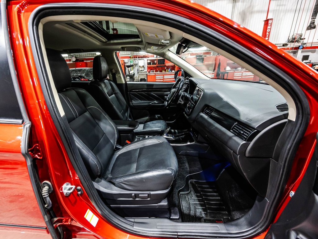Mitsubishi Outlander PHEV GT 2018 à Lachenaie, Québec - 19 - w1024h768px