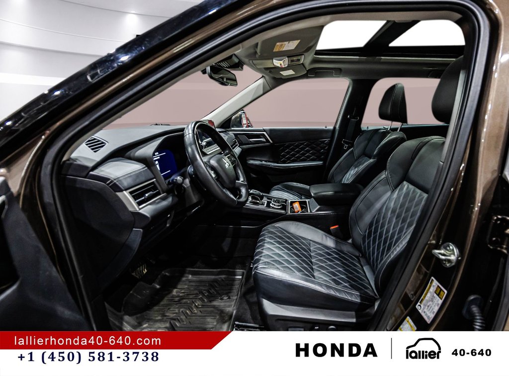 Mitsubishi Outlander SEL 2023 à Lachenaie, Québec - 21 - w1024h768px