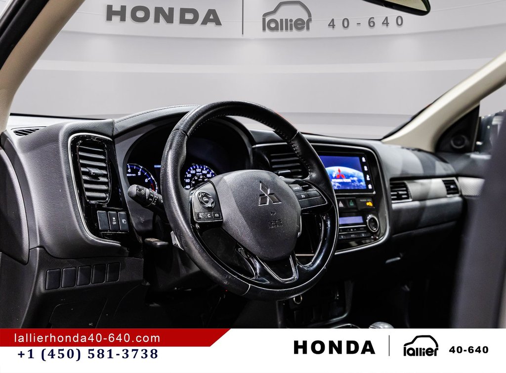 2018 Mitsubishi Outlander SE AWC in Montréal, Quebec - 20 - w1024h768px