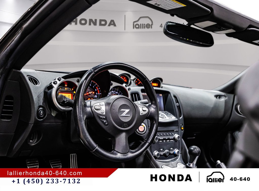 2014 Nissan 370Z CONVERTIBLE/TOURING/MANUELLE in Montréal, Quebec - 17 - w1024h768px