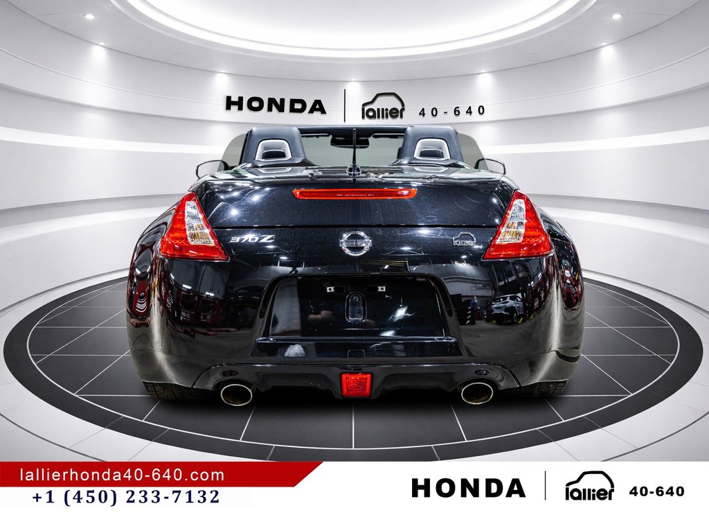 2014 Nissan 370Z CONVERTIBLE/TOURING/MANUELLE in Montréal, Quebec - 6 - w1024h768px
