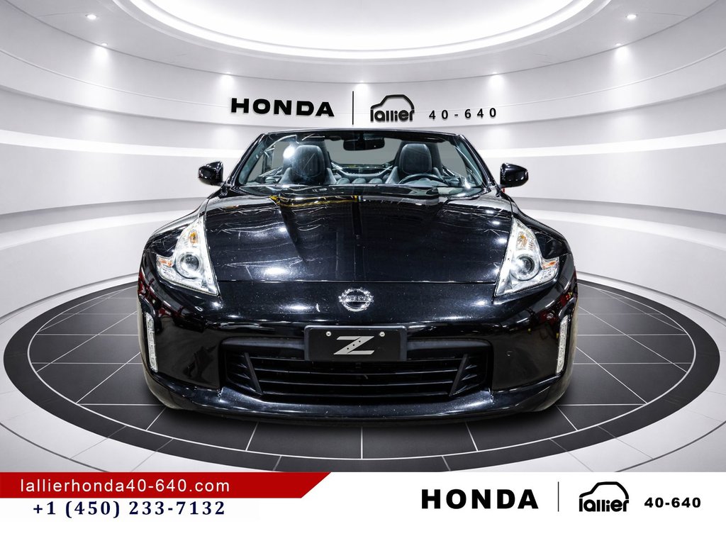 2014 Nissan 370Z CONVERTIBLE/TOURING/MANUELLE in Montréal, Quebec - 2 - w1024h768px