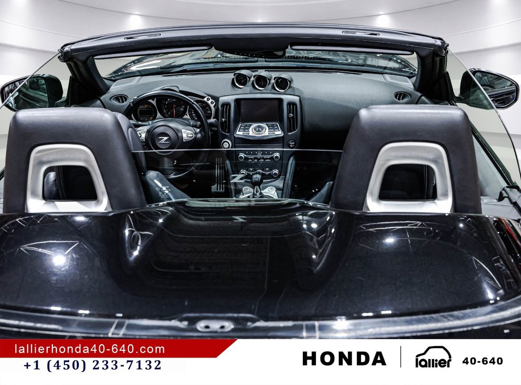 2014 Nissan 370Z CONVERTIBLE/TOURING/MANUELLE in Montréal, Quebec - 13 - w1024h768px