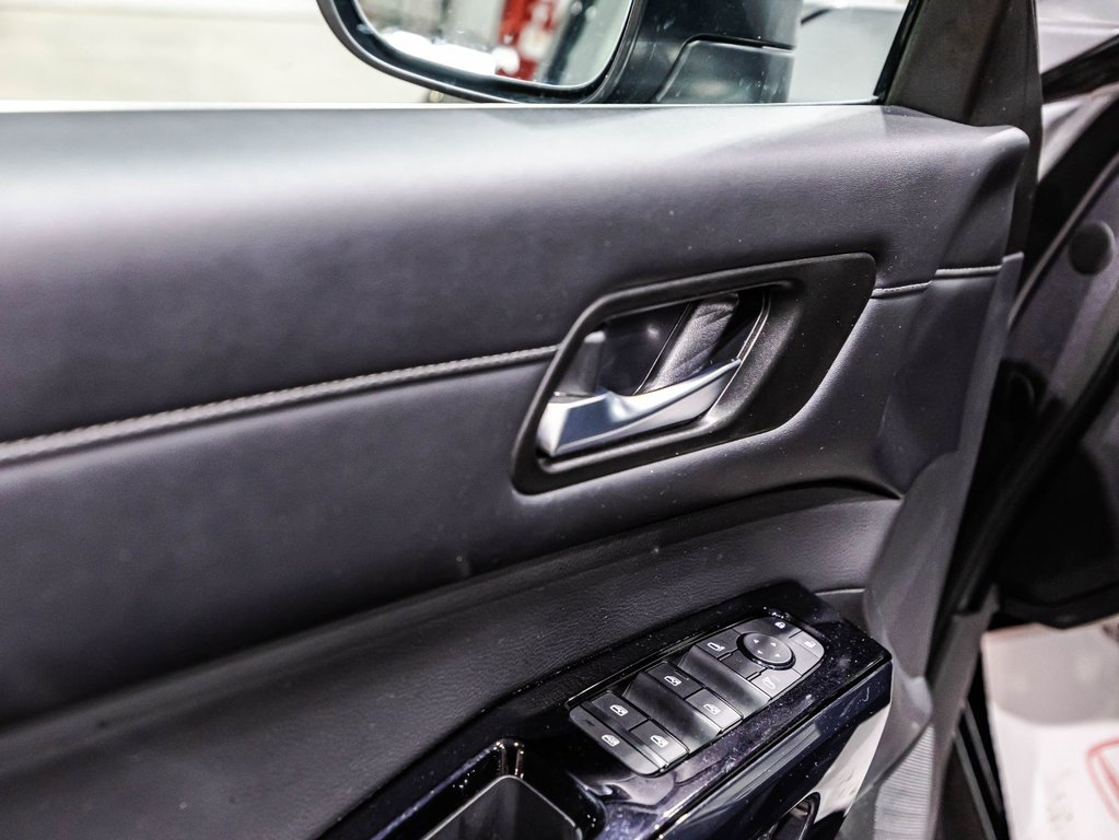 Nissan Pathfinder SV 2022 à , Québec - 11 - w1024h768px