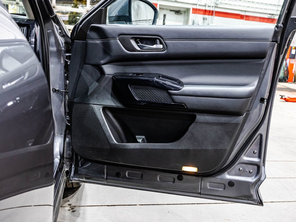 Nissan Pathfinder SV 2022 à , Québec - 17 - w1024h768px