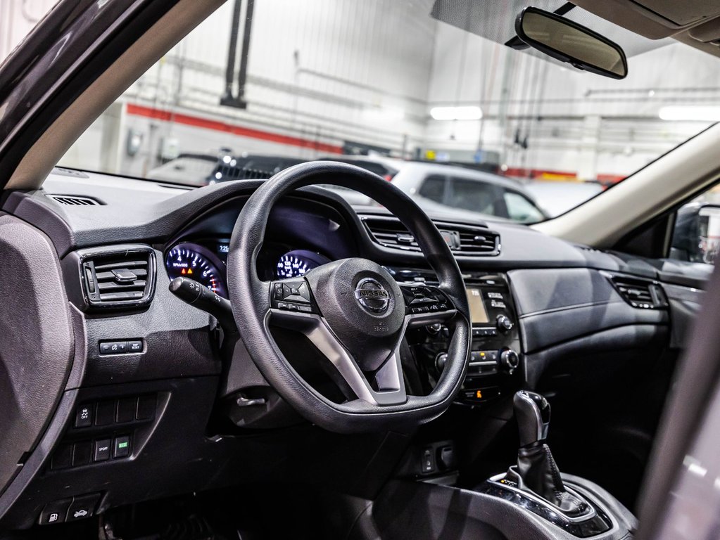 2017 Nissan Rogue in , Quebec - 19 - w1024h768px