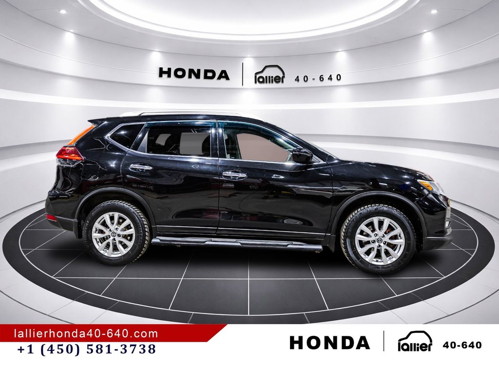 2017 Nissan Rogue SV AWD in Lachenaie, Quebec - 8 - w1024h768px