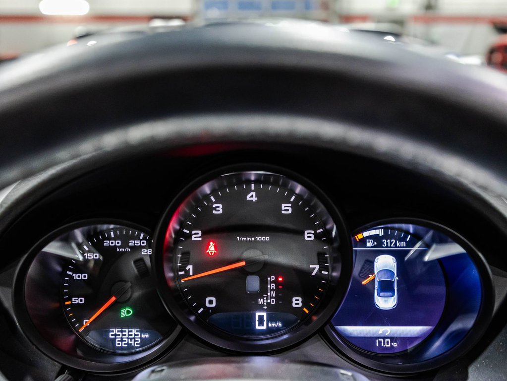 Porsche 718 Boxster PDK 2017 à Lachenaie, Québec - 20 - w1024h768px