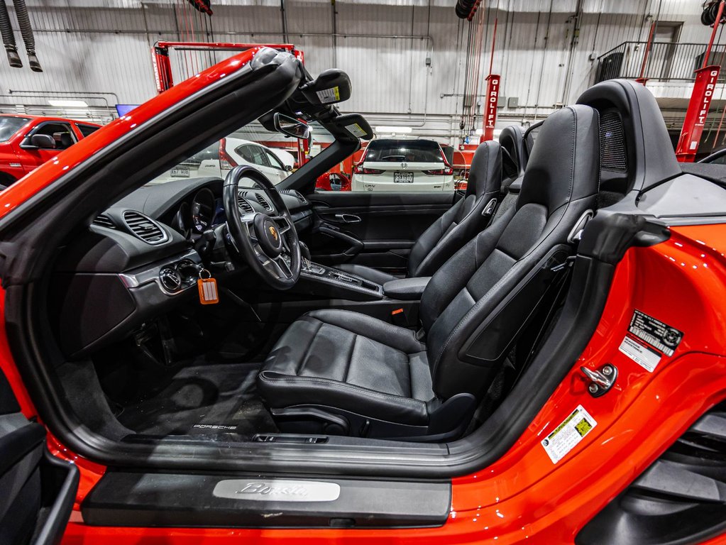 Porsche 718 Boxster PDK 2017 à Lachenaie, Québec - 16 - w1024h768px