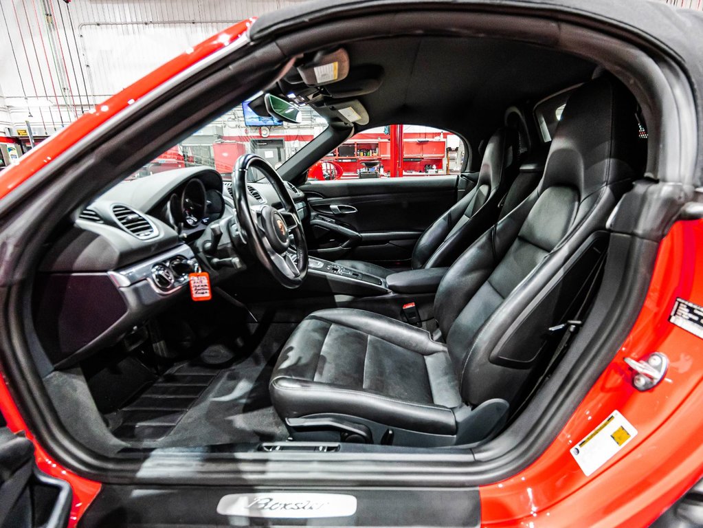 Porsche 718 Boxster  2018 à , Québec - 15 - w1024h768px