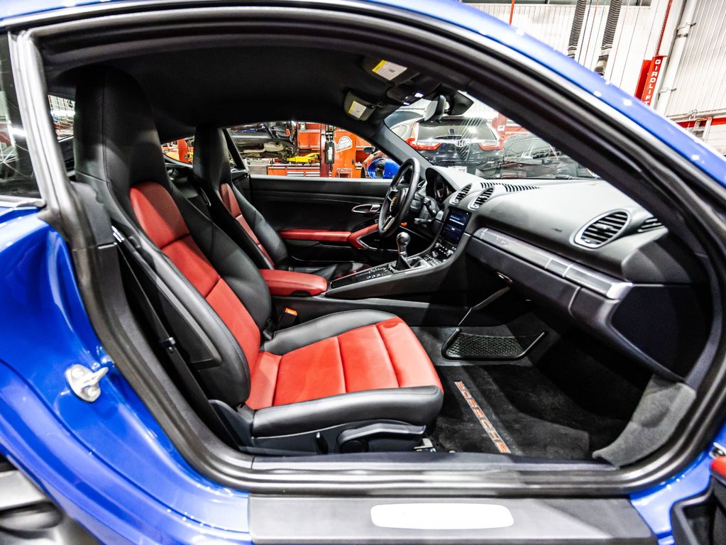 2018 Porsche 718 Cayman in , Quebec - 14 - w1024h768px